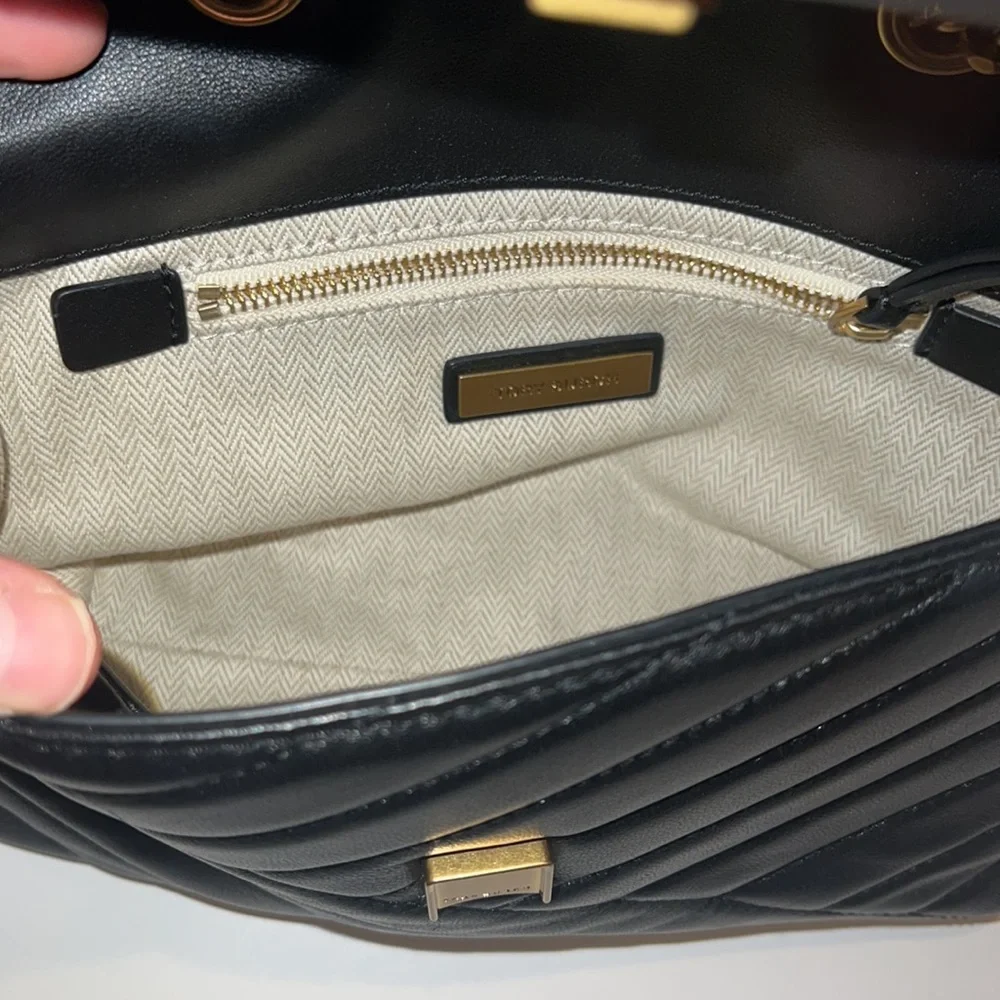 Tory Burch KIRA CHEVRON CONVERTIBLE SHOULDER BAG - Picture 10 of 17